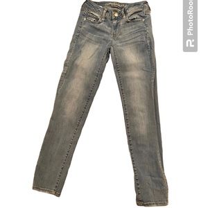 American Eagle super stretch skinny jeans